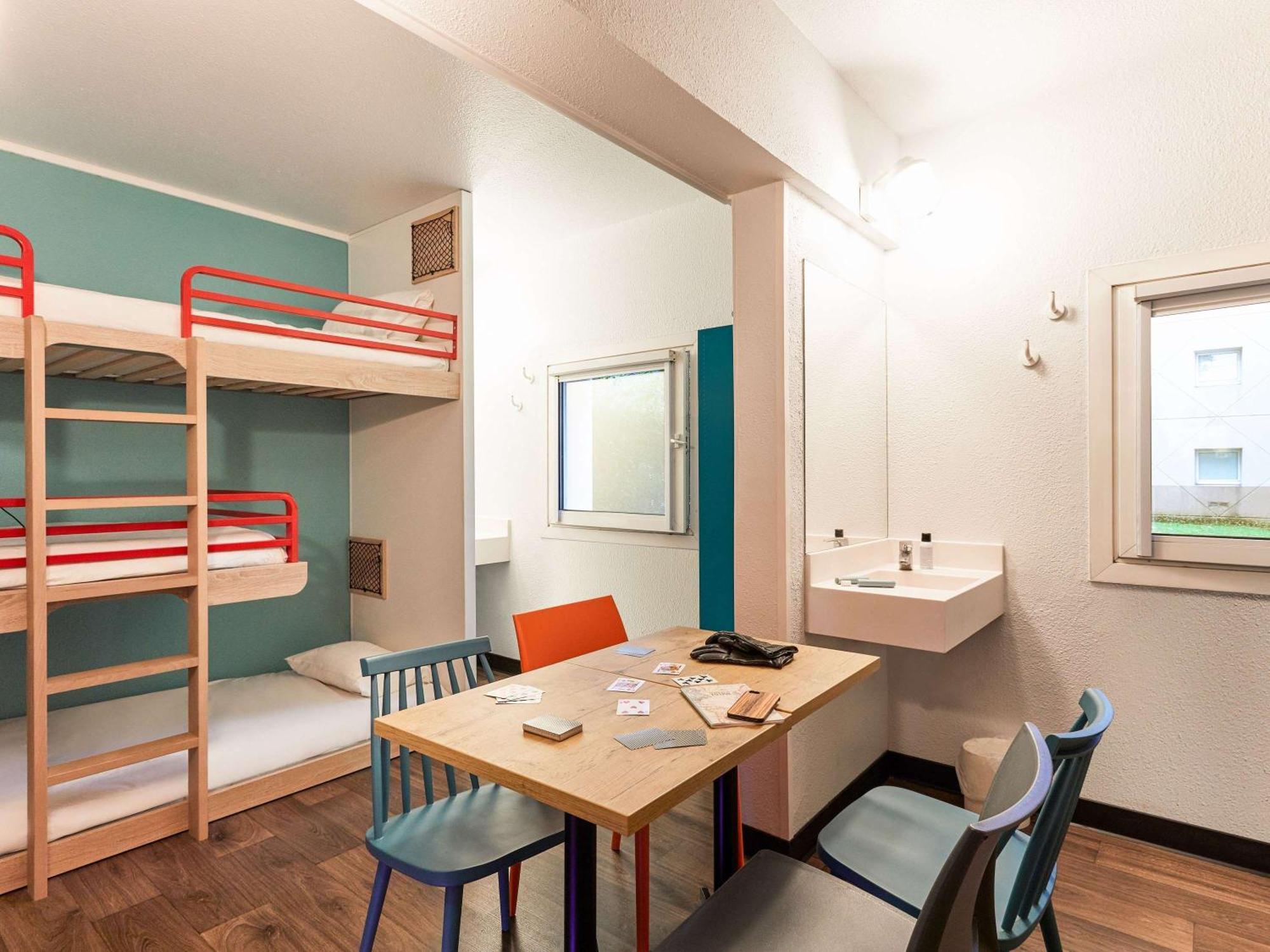 Hotelf1 Nimes Ouest Exterior photo